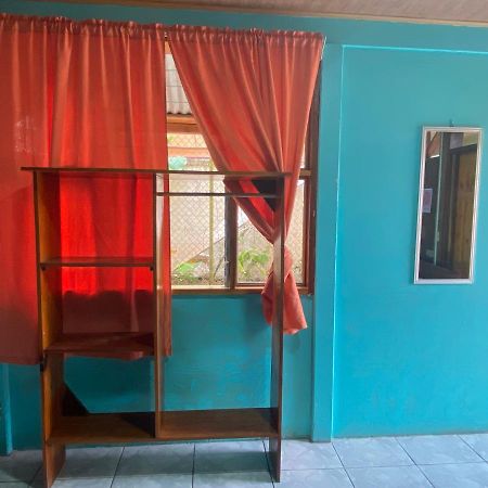 Cabinas Popular Puerto Viejo de Talamanca Extérieur photo