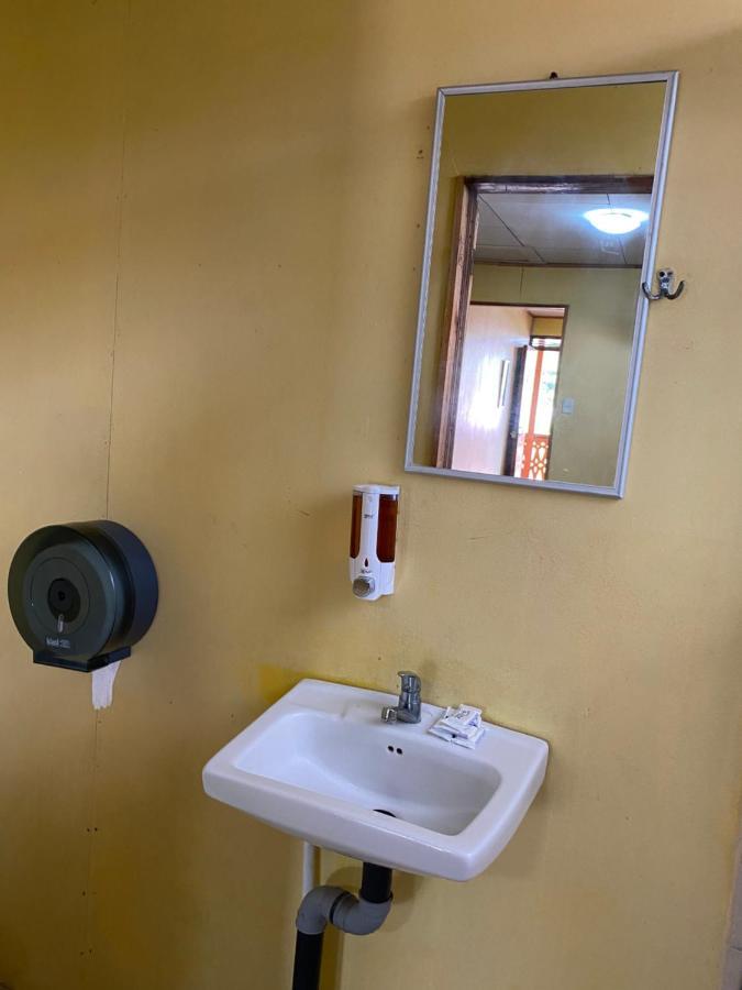 Cabinas Popular Puerto Viejo de Talamanca Extérieur photo