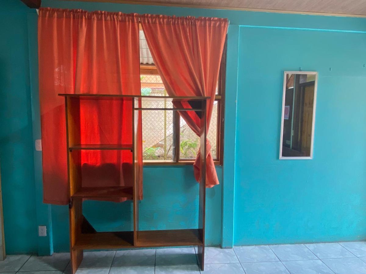 Cabinas Popular Puerto Viejo de Talamanca Extérieur photo